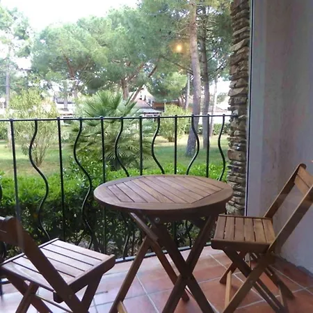T2 Renove, Proche Et Commerces, Balcon, Parking, Accepte Petits Animaux - Fr-1-776-56